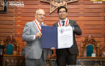 Presidente FIA otorga reconocimiento institucional a Presidente de JUDECAP