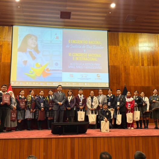 Decano CALSUR participa de la clausura del VI Congreso Internacional de acceso a la justicia de niños y adolescentes y jueces de paz escolares