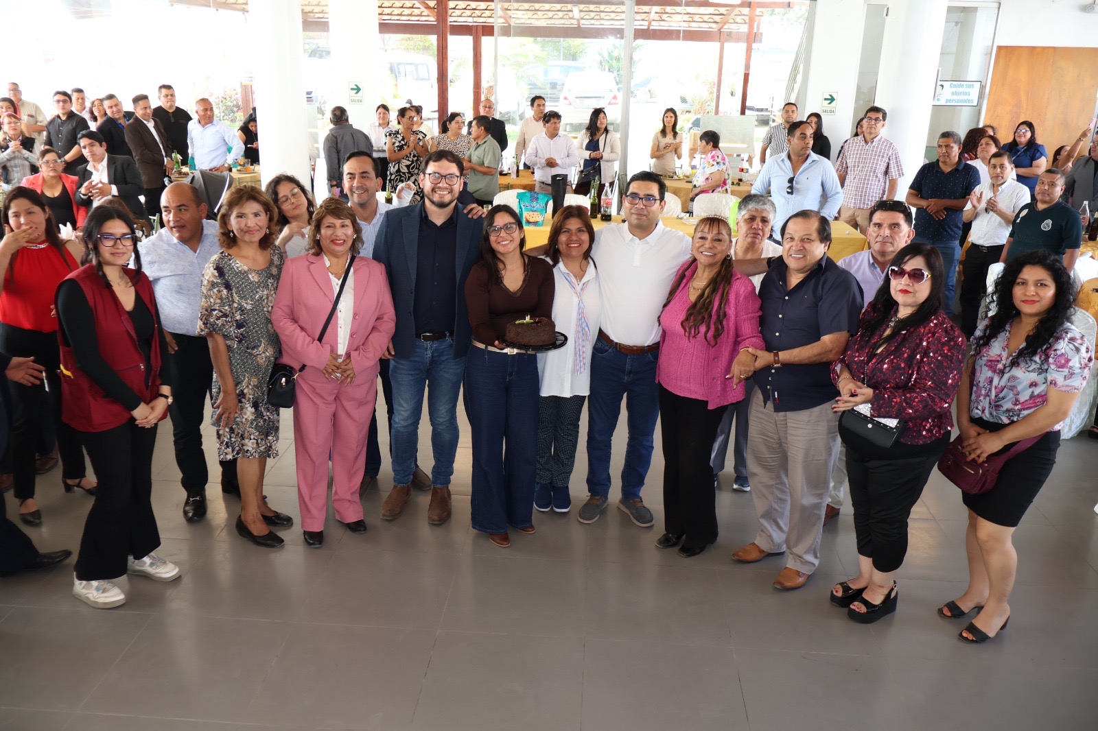 CALSUR realiza almuerzo de integración por fiestas. CALSUR realiza almuerzo de integración por fiestas.