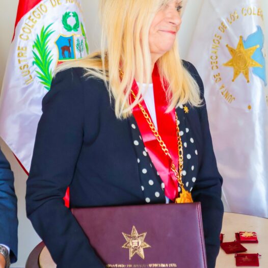 Presidenta de la FIA/IABA fue reconocida por el Ilustre Colegio de Abogados de Lima Sur.